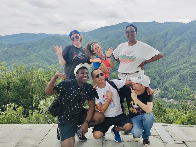 Did someone say hiking??? Let’s go!