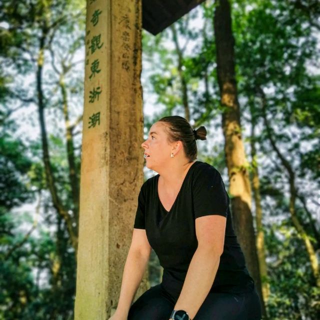 Hiking amongst the bamboo! 🌲🌿🏞️