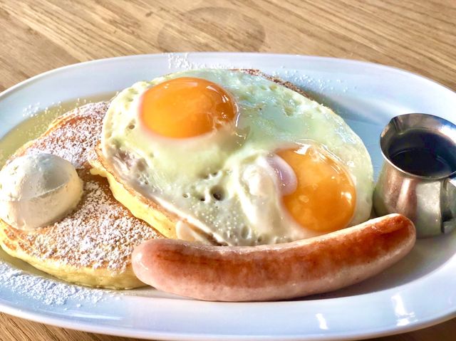 表参道　crisscrossにて朝食を🎄🧡✨