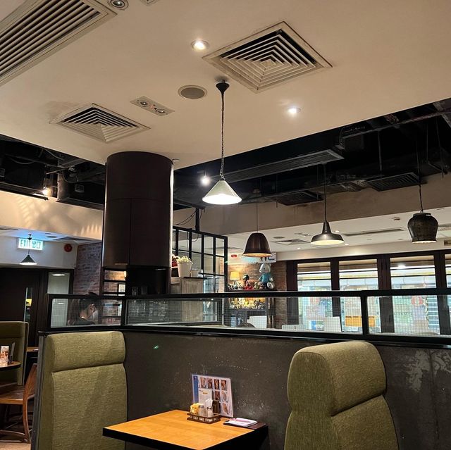 環境舒適熊仔西餐廳