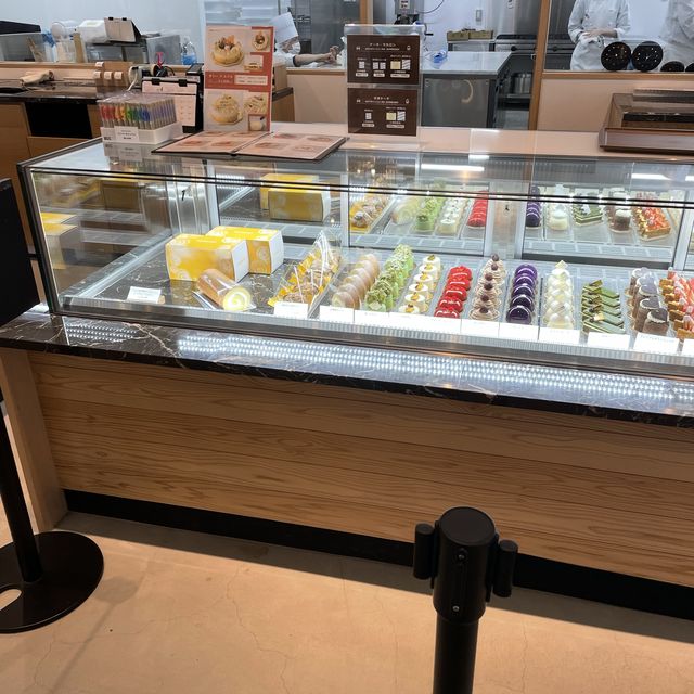 VISONにあるオシャレなケーキ屋さん🍰