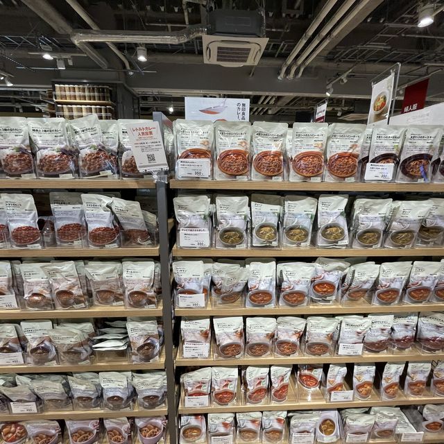 名古屋市中区　マルエイガレリアの無印良品