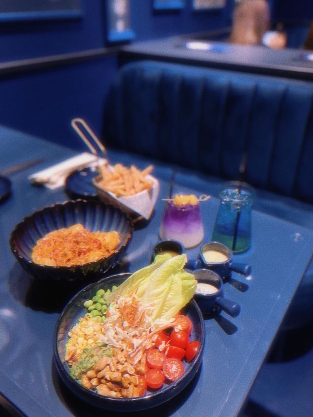 【尖沙咀】生日飯推介 藍調日法藝術餐廳💙食物高質 薯條、自家製意粉必食！🤤
