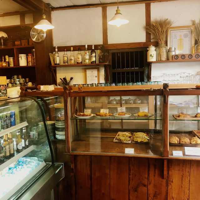 The Bakeries - coffee shops in the peninsula 