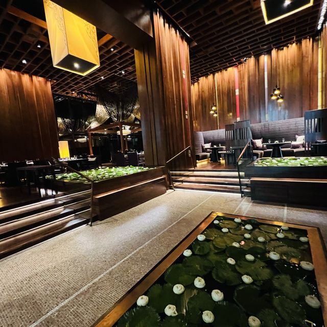 "Kempensiki 酒店內的米芝蓮餐廳"