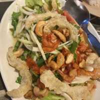 ไก่ทอดเดช (สาขาชีอุทิศ)