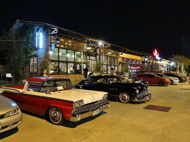 Vintage hipster market