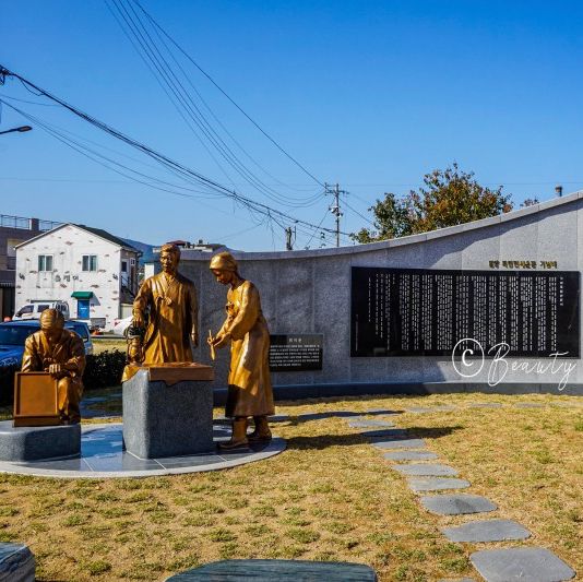 밀양 가볼만한곳 해천 테마거리