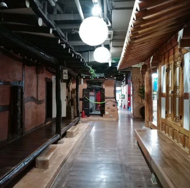 동대문 한옥 테마 찜질방, 스파렉스