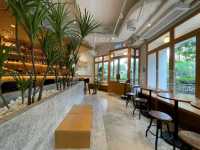 Quality cafe in Whampoa