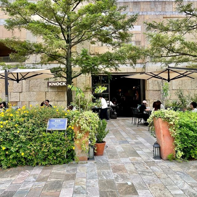 テレビの中継スポットでお馴染み！毛利庭園