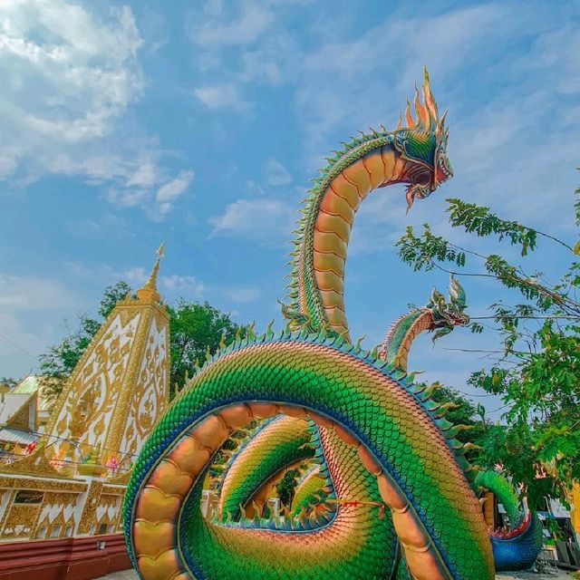 🐉 วัดพระธาตุหนองบัว | ไปเยือนอุบลต้องห้ามพลาด