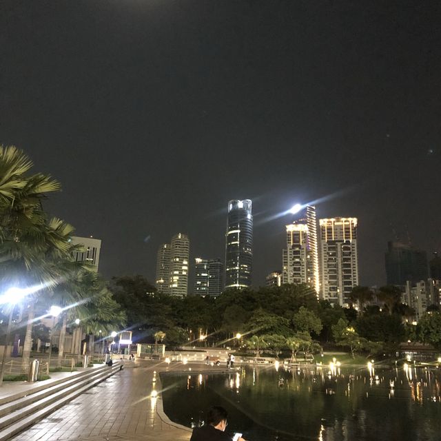 더운 여름 밤, 산책하기 좋은 KLCC공원 +야경맛집