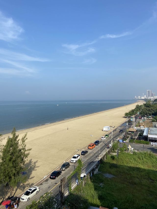 หาดจอมเทียน ชลบุรี