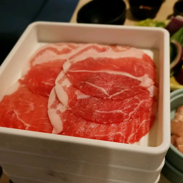 台北車站美食推薦……泰式火鍋吃到飽「藍象廷」…CP值高👍