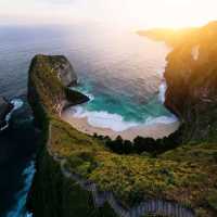KELINGKING BEACH : NUSA PENIDA