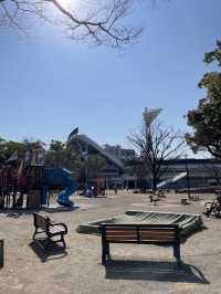 【横浜公園】