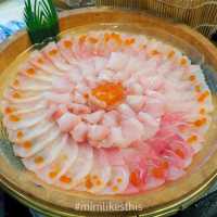 บุฟเฟ่ต์นานาชาติ ไลน์อาหารเยอะมาก