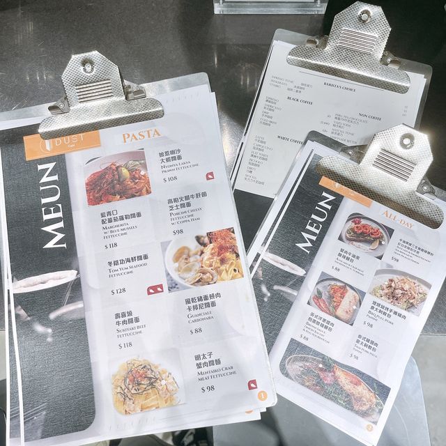 紅磡salon、cafe二合一！