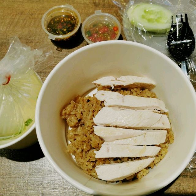 Shanghai Chicken Rice in Bangkok 🍚🐔