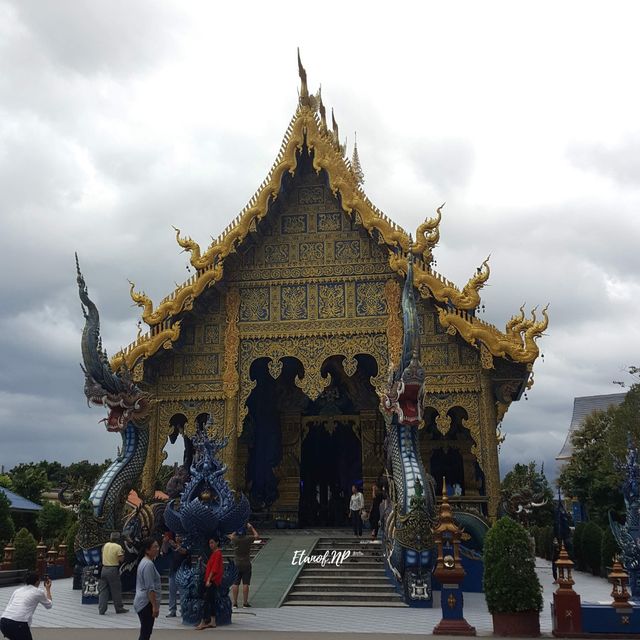 โบสถ์สีน้ำเงิน วัดร่องเสือเต้น จ.เชียงราย