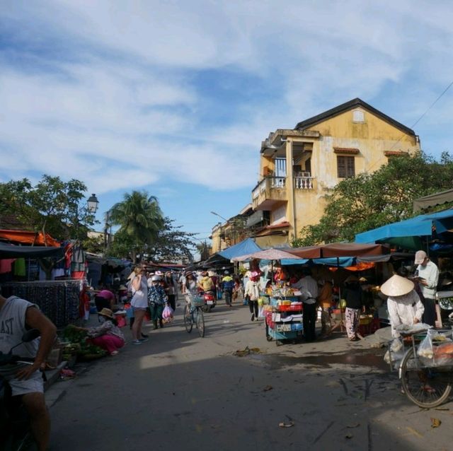 ๐งณํธ์ด์ ์คํธ๋ฆฌํธ ๋ง์ผ(hoi an street market) ๐งณํธ์ด์ ์คํธ๋ฆฌํธ ๋ง์ผ(hoi an street market)