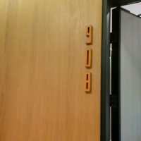 宜蘭礁溪誠闊渡假飯店四人房介紹（浴室拉簾發霉）