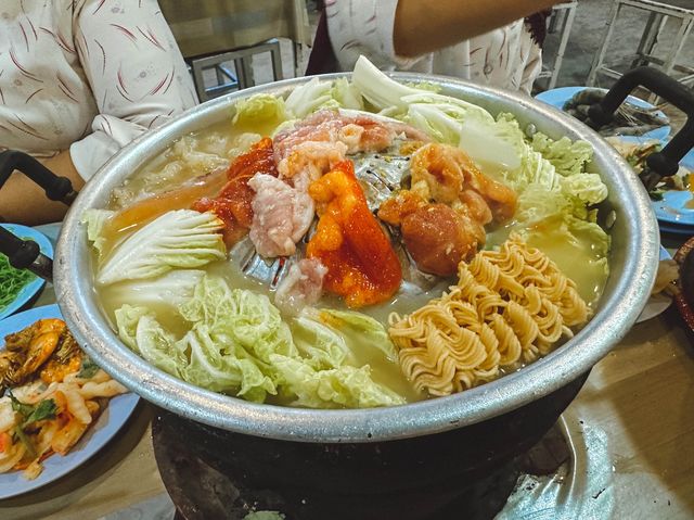 บุฟเฟ่หมูกะทะ "จันท์ทะเล" ตัวเมืองจันทบุรี 