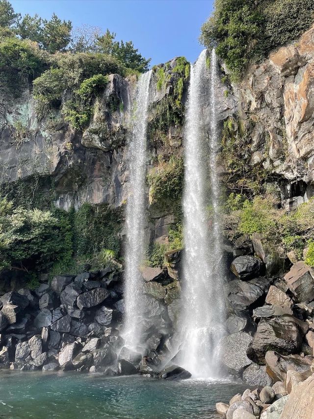 Jeongbang Falls - Beauty’s worth the drive! 