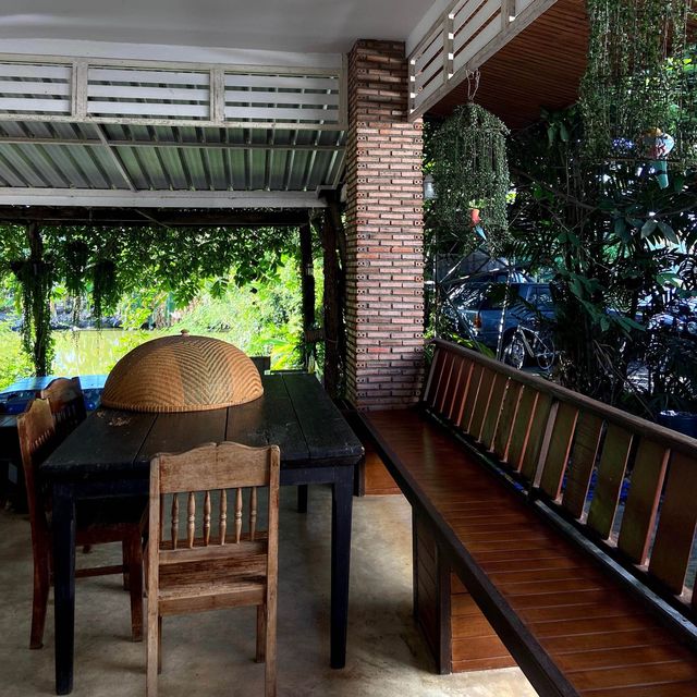 บ้านพักริมน้ำใกล้กรุงเทพ บรรยากาศสุดชิล