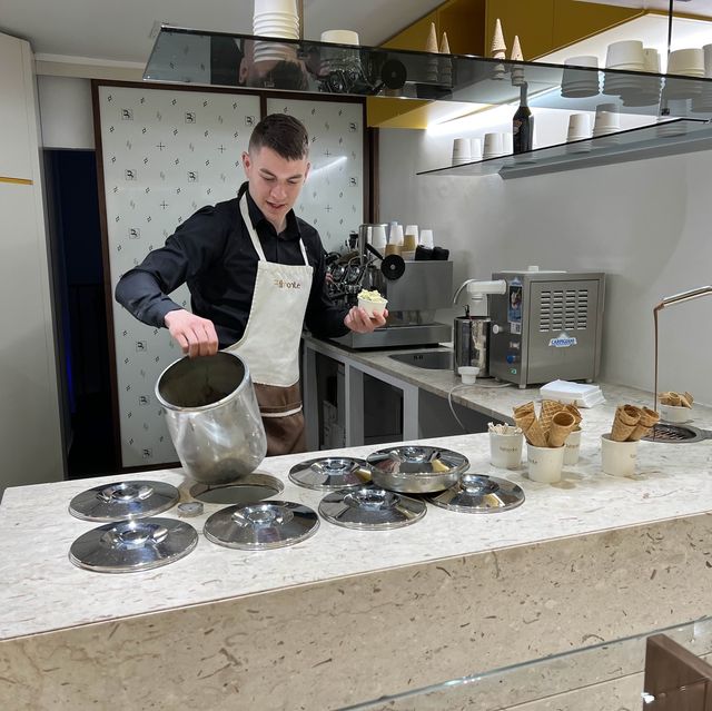 King of Pistachio gelato in London！Bilmonte！