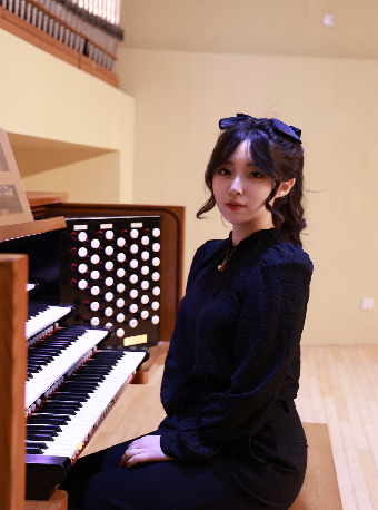 法國浪漫派作品專場—丁芳菲管風琴獨奏音樂會｜音樂會 | 河南藝術中心音樂廳