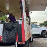 mount Austin night market local pasam malam