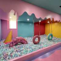 🇰🇷 Colourpool Museum ball party
