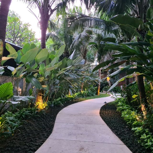 RAMAYANA SUITE & RESORT KUTA BEACH BALI