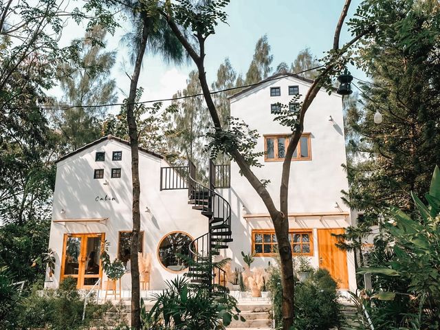   คาลิน Calin Cafe 