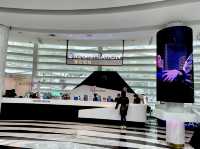 เดินช๊อปปิ้ง King Power  รางน้ำ 