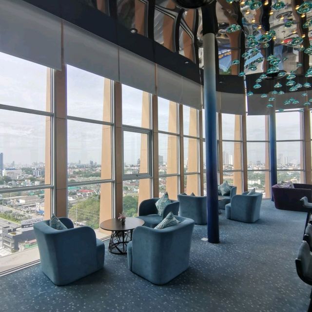 พาชม​ Lounge ชั้น22​โรมแรม​ center​ point​ prime