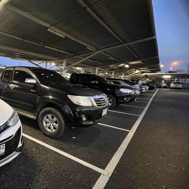 รีวิวลานจอดรถระยะยาว สนามบินสุวรรณภูมิ