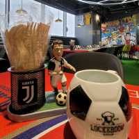 山頂足球迷餐廳 ～ Lockeroom Zoom Football Restaurant 