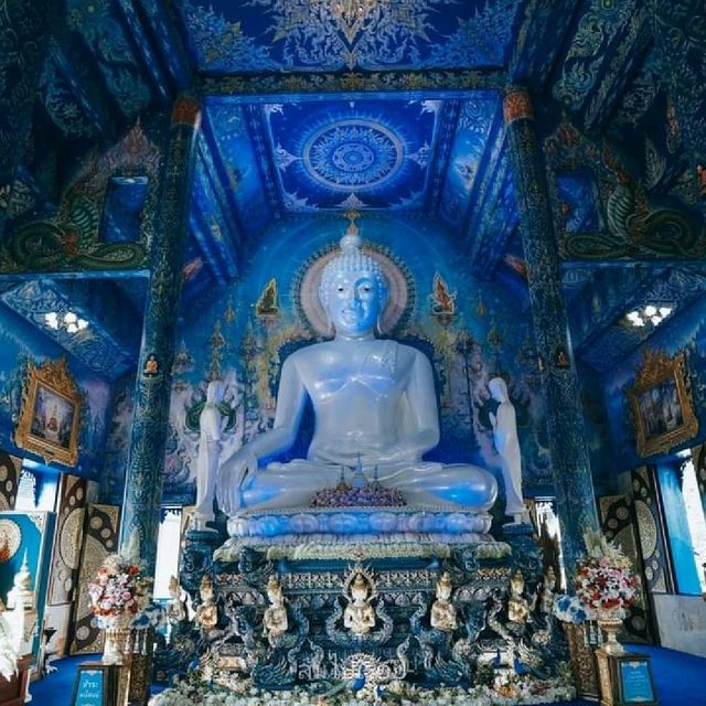 วัดร่องเสือเต้น เชียงราย วัดสีน้ำเงิน