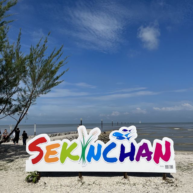 Pantai Redang Sekinchan