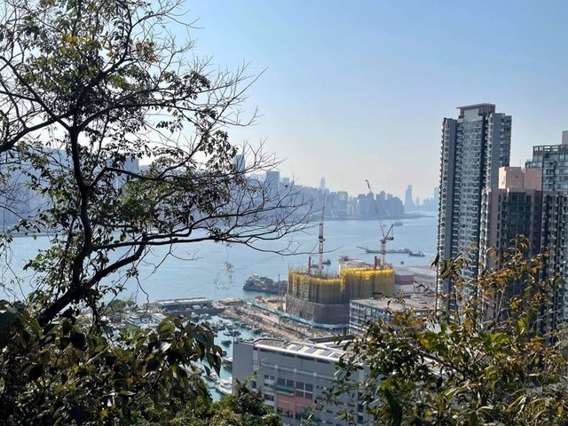 尋找歷史足跡