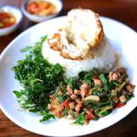 Bloom Cafe And Hostel Lipe (บลูมคาเฟ่แอนด์โฮสเทล) 