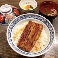 札幌老字號炭燒鰻魚店