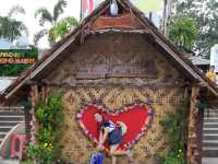 Khlong Hae Floating Market