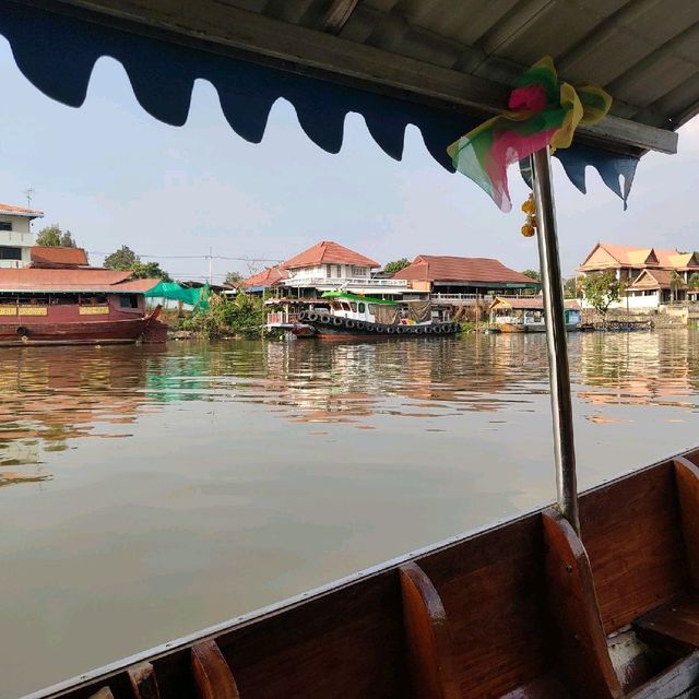 Cruise in Ayutthaya 