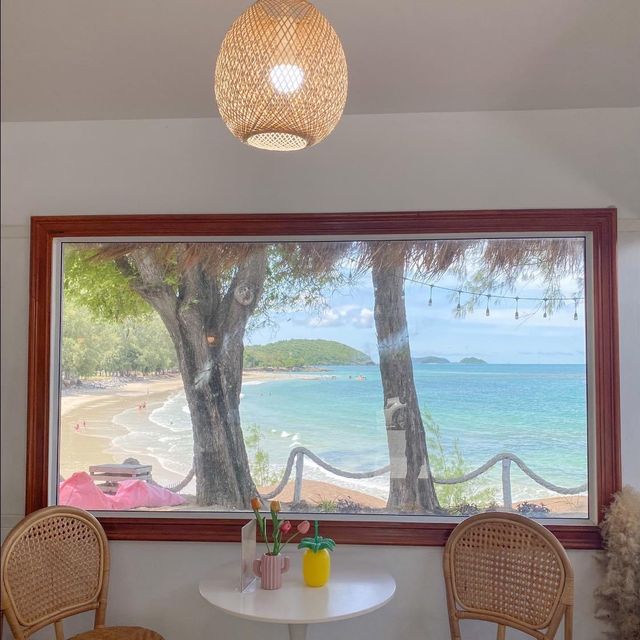 🛖🦩Curve beach cafe 