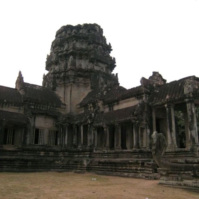 Hindu Buddhist temple 