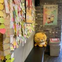 Tasty coffee and tea shop in Suwon